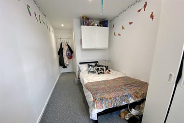 3 bed flat, Ebrington Street, City Centre, Plymouth, PL49AA - Image 1